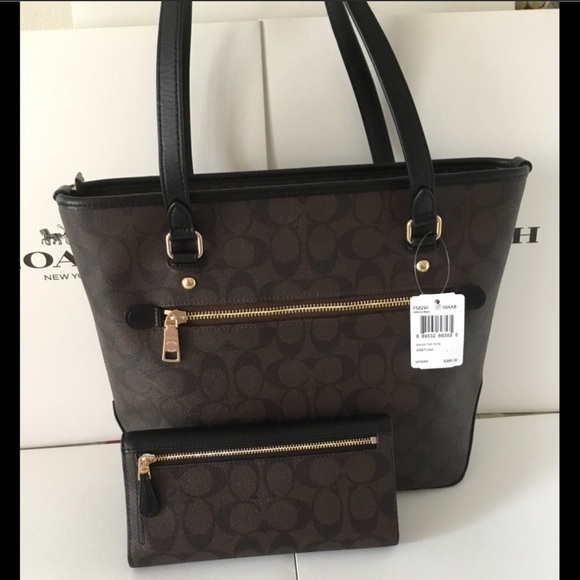 🍀Authentic Coach ZIP Top Tote With Wallet NWT. - Picture 2 of 8